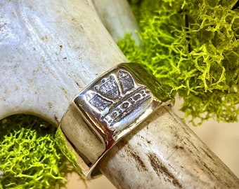 Men's Sterling Silver Royal Cygnet Ring