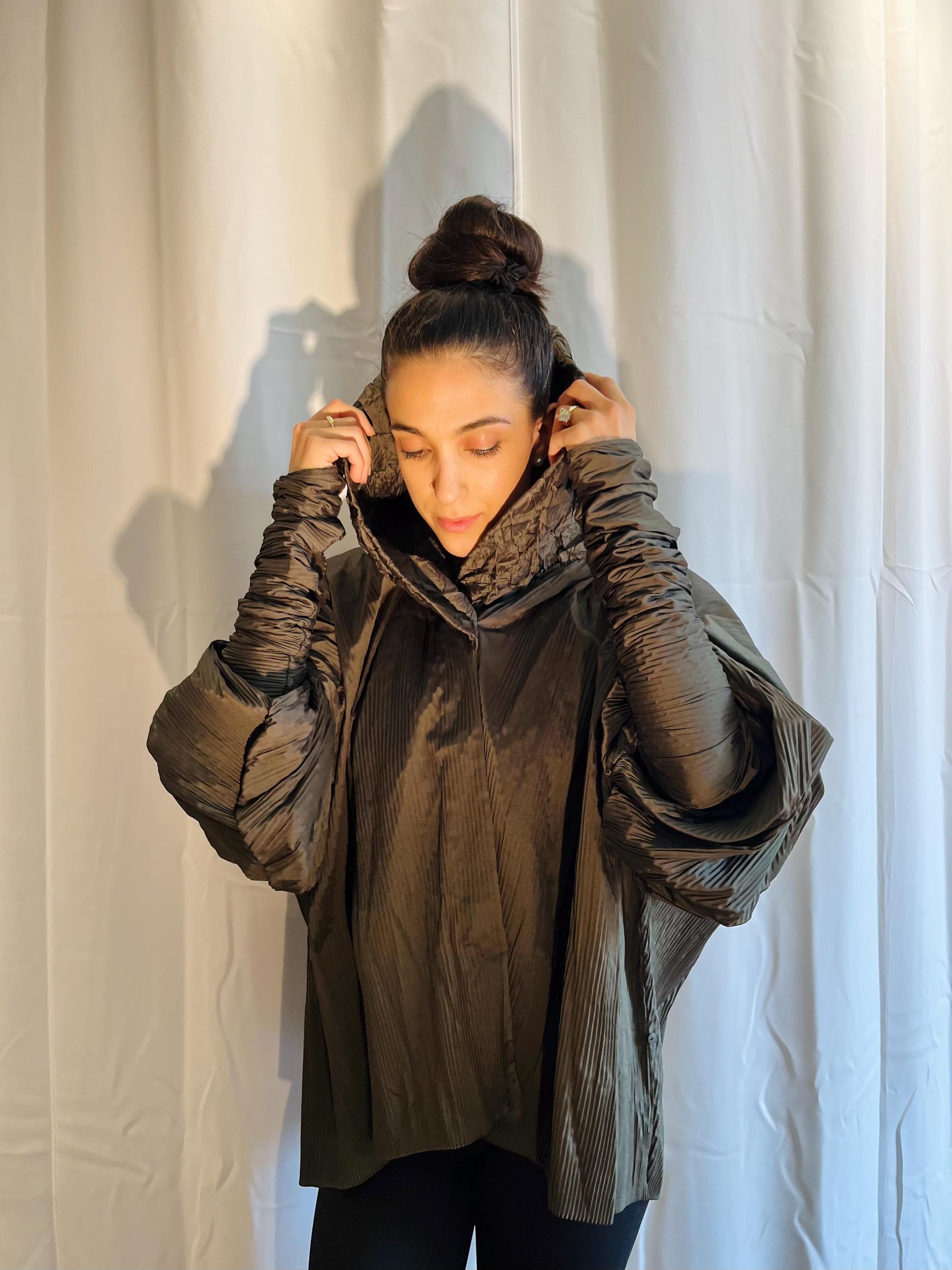 Amazing and Rare Vintage Romeo Gigli Cocoon Jacket in Pleated