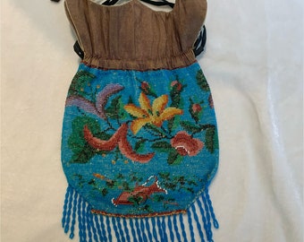 Sweet Lily-Patterned Antique Microbeaded French Drawstring Bag