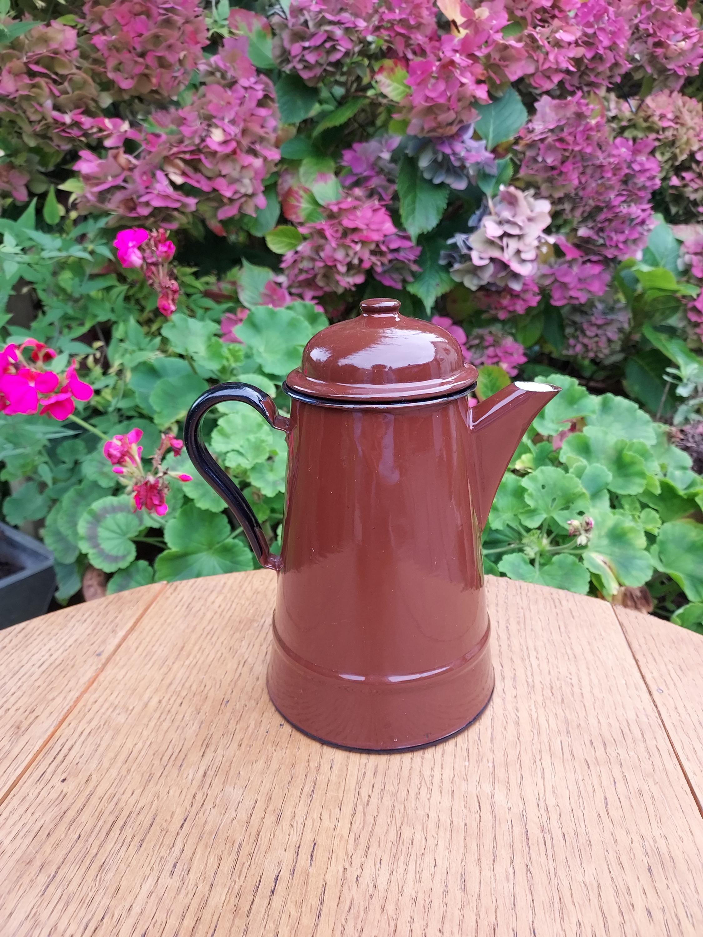 SIDCO Emaille Kaffeekanne Westernstyle – Rot, 1 Liter, Mit Klappdeckel, Ideal Für Camping & Deko (Shabby Chic)