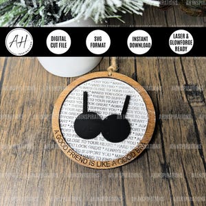 Eerste kerstornament beste vriend, gepersonaliseerd Glowforge SVG-lasergesneden bestand, aangepast cadeau voor buddy, vriend, vrienden, besties, vrienden, BFF