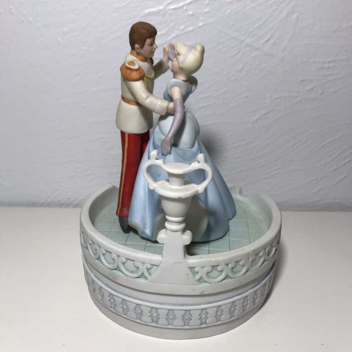 VTG Disney Cinderella Music Box Animated Figures Musical Etsy