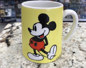 Vintage Walt Disney productions Schmid Bros Mickey Musical Mug
