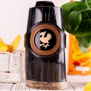 Chocobo Viking ölmugg, drickshorn, graverad sejdel, specialanpassad ölsten, hornmugg