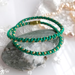 Silk kumihimo Double-wrap bracelet Green & gold mix- Handmade Kimono Bracelet with magnetic clasp
