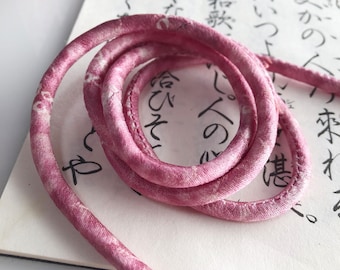 Handmade Silk Cord 100cm – Upcycled Kimono Fabric – Japanese Craft Supply for Jewelry Making – Pink & White Kanoko