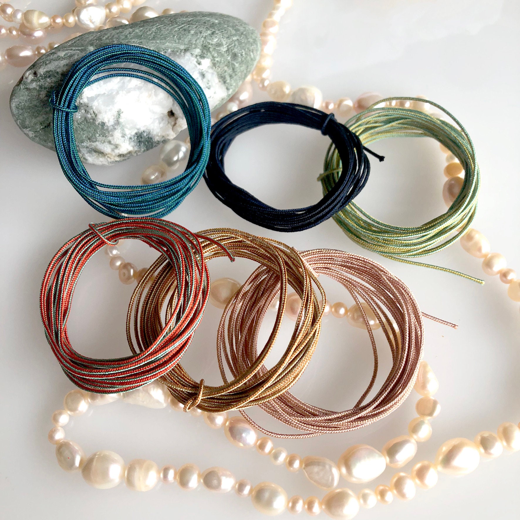 Braided Silk Cord Bracelet with Mini Stick Gold-Pearl
