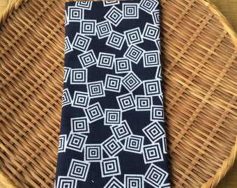 Japanese tenugui towel fabric Japanese traditional pattern "Mimasu"  /Cotton 100% / Made in Japan