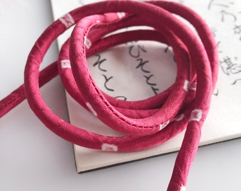 Upcycled Kimono Silk Cord – Handmade Japanese Fabric Cord for Jewelry Making – 100cm Pink Shibori Craft Supply