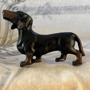 Dachshund Knob – Sausage Dog Metal Pull Handle for Furniture Doors and Drawers