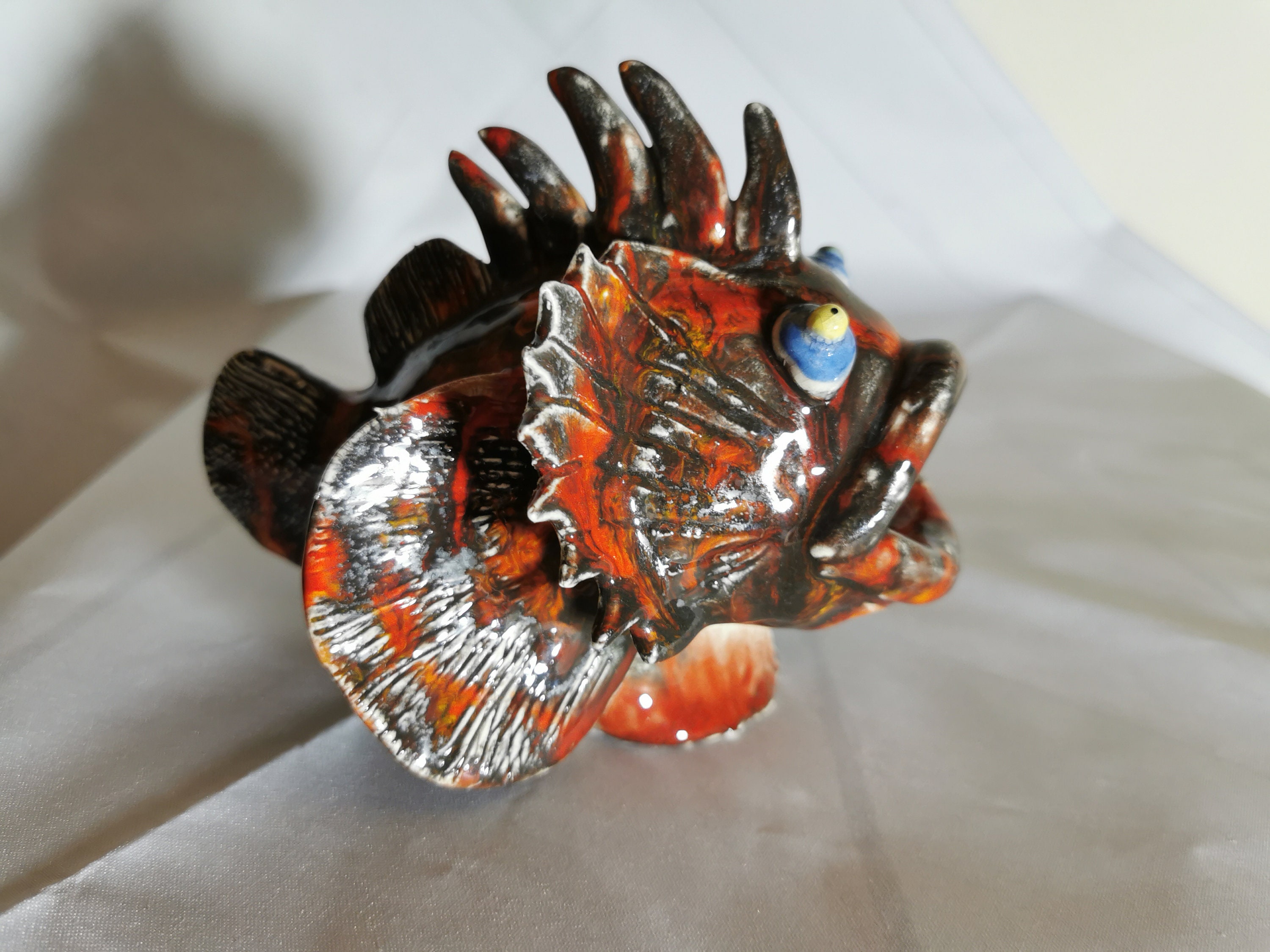 Rarity: Red FISH With Blue Eyes - Ceramic Figurine From Mali Rarity: Red FISH With Blue Eyes - Ceramic Figurine From Mali