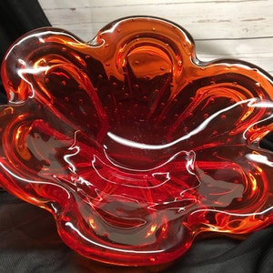 Średniej wielkości miska ze szkła MURANO * Archimede Seguso att. * Bubbles RED * Prawdziwy vintage, lata 60., 70., połowa stulecia, średnica 21 cm, 8,27"
