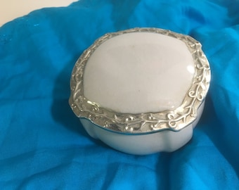 Old glazed crackle lidded box, candy box, jewelery box * Lid silver painted embossed decoration * Porcelain Earthenware Ceramics Handpainted