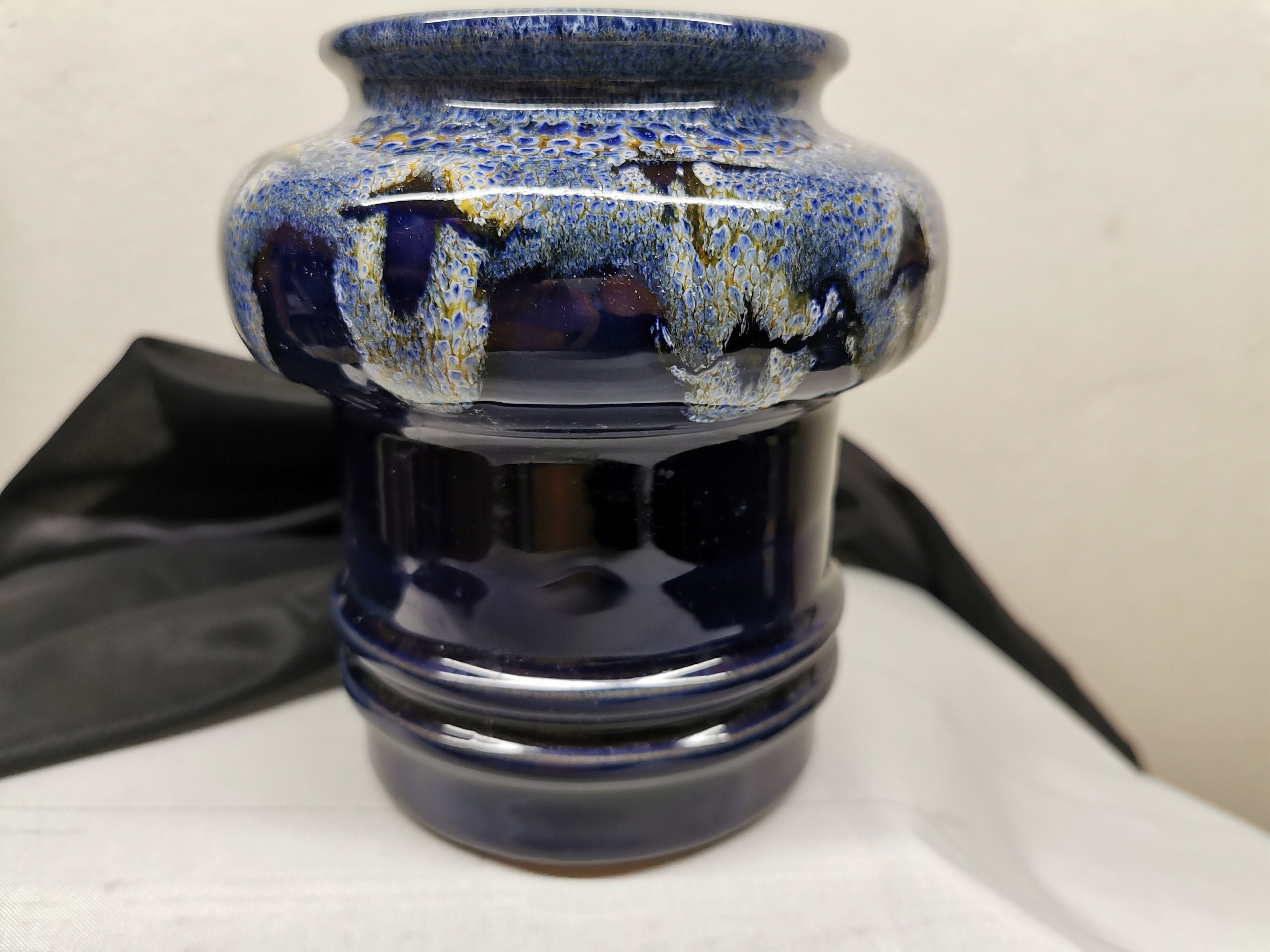 Vintage VEB Haldensleben FAT LAVA Ceramic Vase 2920B Marked Vintage VEB Haldensleben FAT LAVA Ceramic Vase 2920B Marked