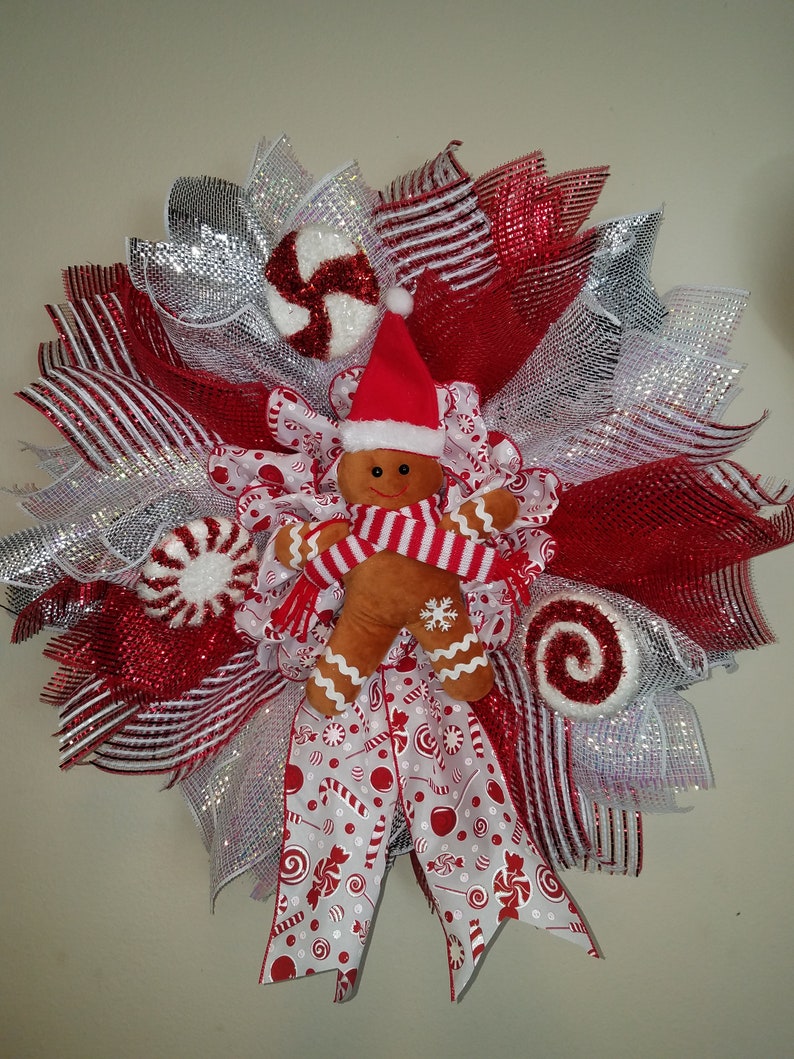 Gingerbread Red and White Christmas Wreath