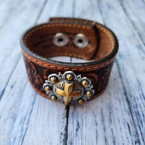 vaquera 24aw grommet bracelet ブレスレット M BRACELETS – Vaquera Brand