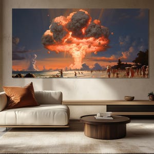 Pode incluir: Uma pintura de uma nuvem em forma de cogumelo sobre uma praia com pessoas que se afastam da explosão. O céu é de um laranja e rosa vibrantes, e a água é de um azul profundo.