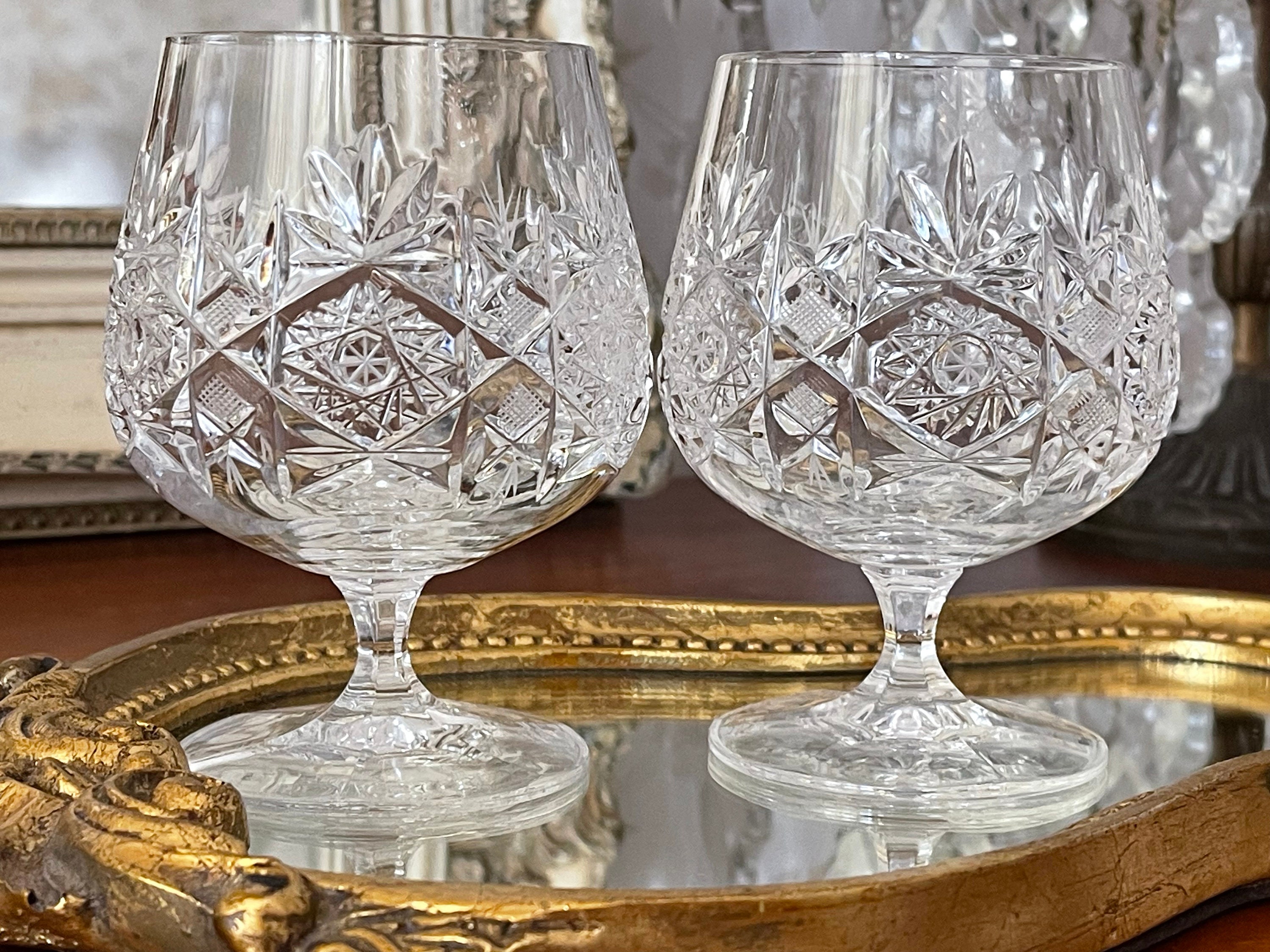 2 magnifici bicchieri da cognac in cristallo tagliato. Vintage