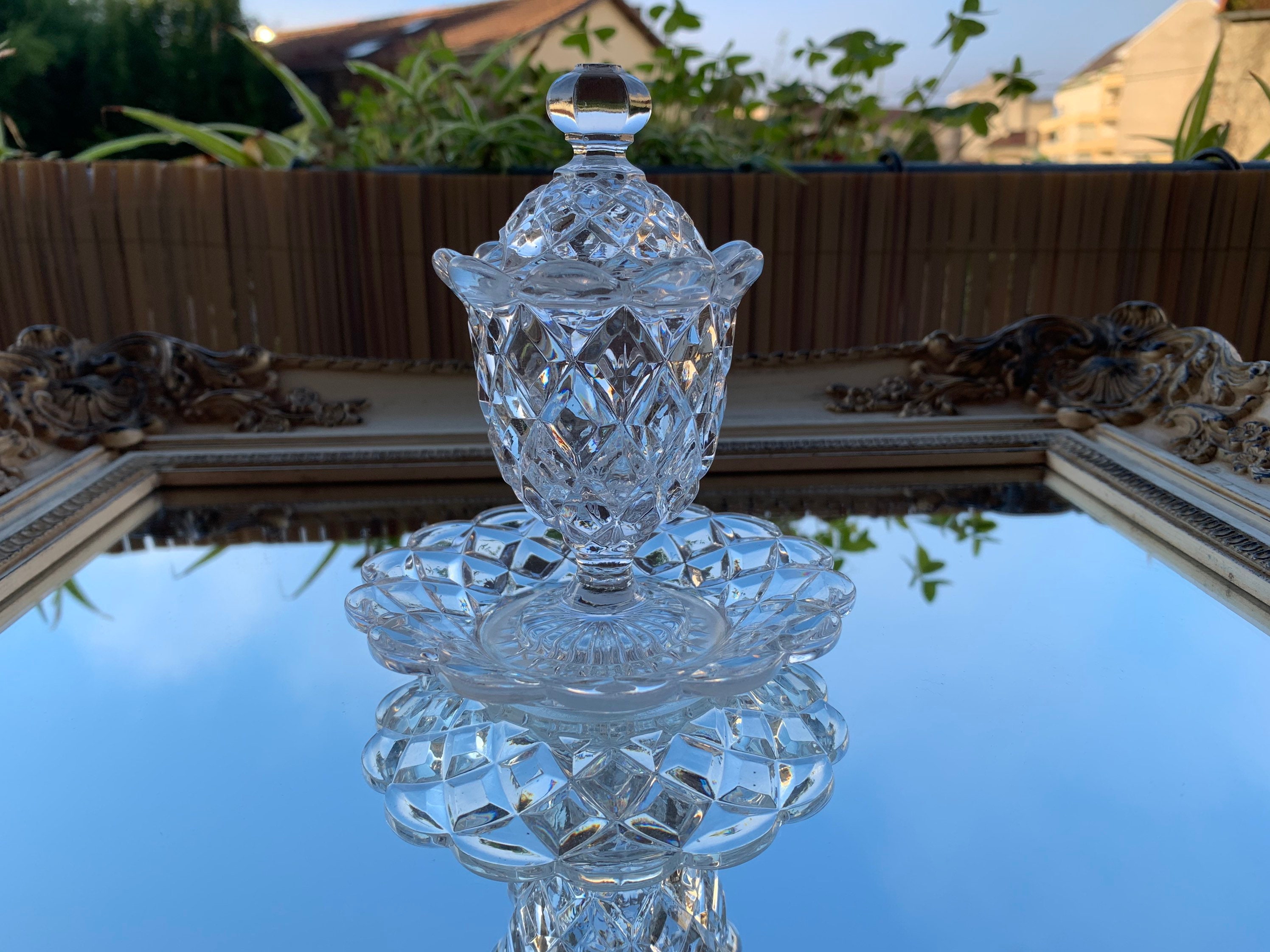 Magnifique Moutardier en Cristal. Baccarat. Début de Xxe Siècle.