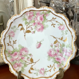 Magnificent hand-decorated porcelain plate. Collection. Vintage French. Shabby Chic.