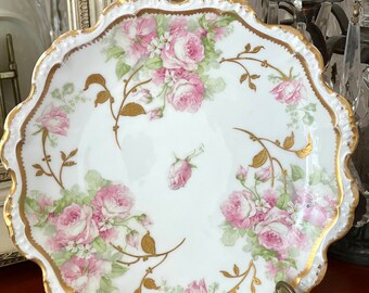 Magnificent hand-decorated porcelain plate. Collection. Vintage French. Shabby Chic.
