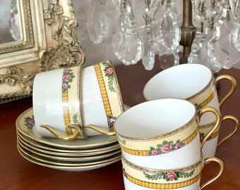 4 Tasses à café en porcelaine fine de Limoges .Contenance 200 ml.