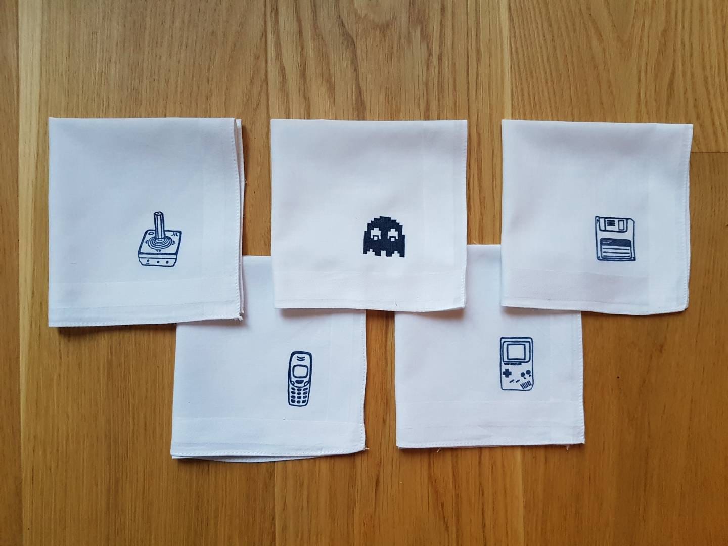 RETRO+NERDY - fabric handkerchiefs, hand-printed, in a set or individually, sustainable and nose-friendly