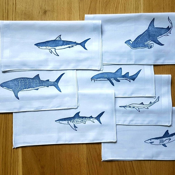 SEVEN REQUINS - mouchoirs en tissu de coton - grand requin blanc, requin baleine, requin tigre, requin scie, requin marteau, requin nourrice, mako - à l'unité ou en coffret d'épargne