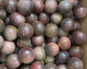 2 LB of Fresh Florida Passion Fruit