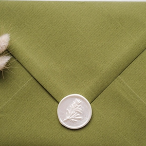 Briefumschläge - Zur Hochzeit - grün Umschlag - Umschlag Pistazie - Struktur Briefumschlag - edle Umschläge - oliv - Hochzeitskarten