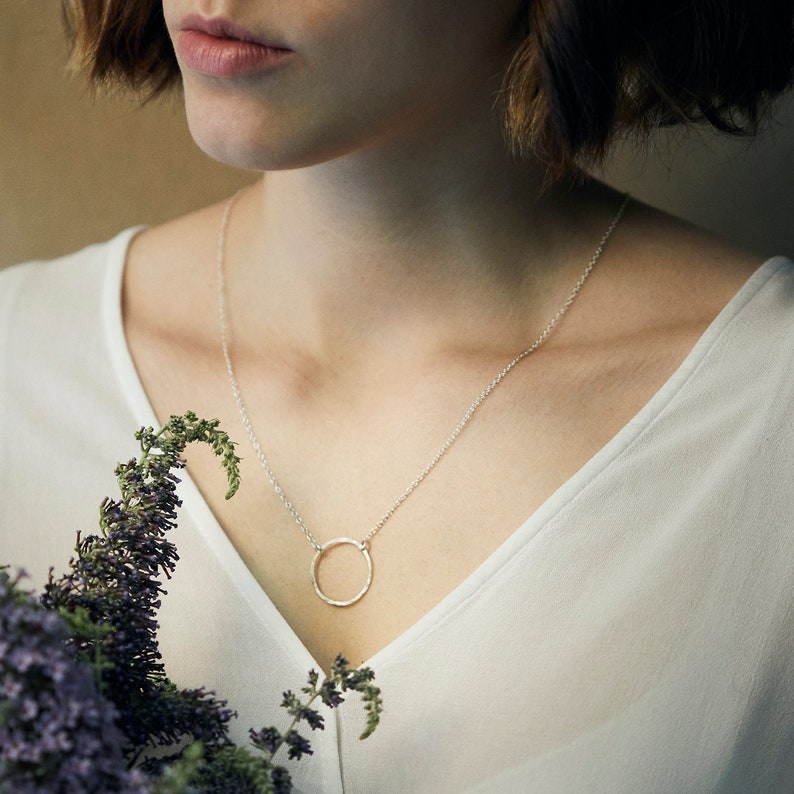 925 silver circle necklace simple minimal and elegant
