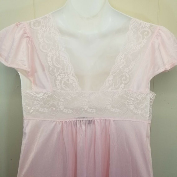 Vasserette Medium Lingerie Nightgown Pink USA Lac… - image 6