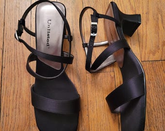Sandalias sin listar talla 8.5, negras, de satén, con tiras y tacón de bloque, estilo Y2K, formales, clásicas, para galas y con glamour.
