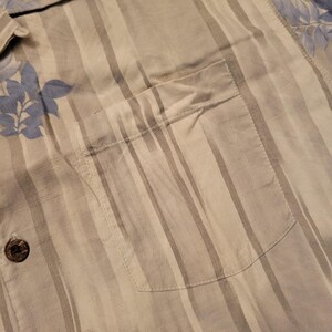 Tommy Bahama L Silk Button Gray Blue Stripe Floral Leaf Camp Shirt Summer Beach image 2