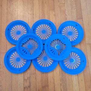 Set Of 8 Blue Plastic Paper Plater Holders Picnic Summer Party