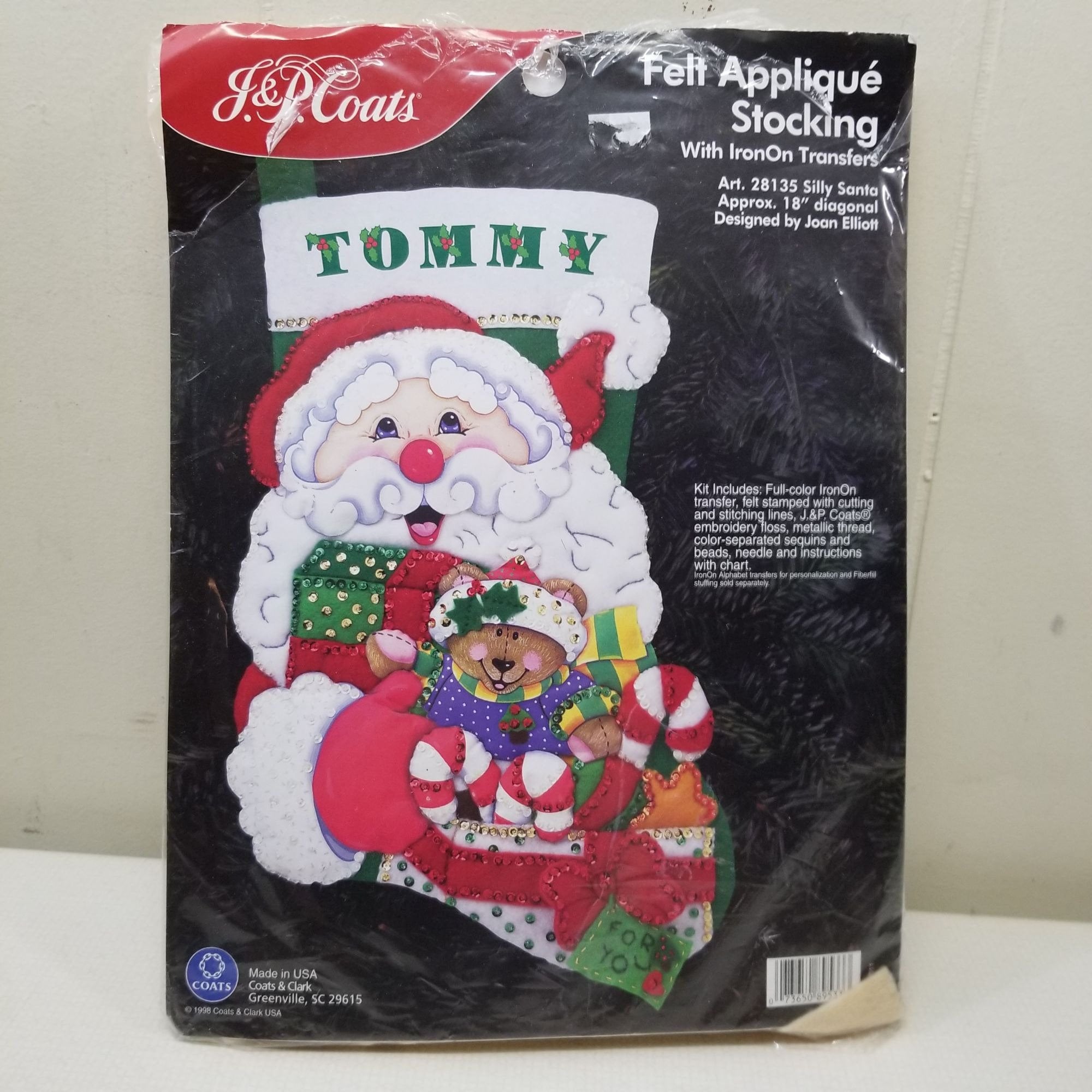 JP Coats SILLY SANTA 18 in Stocking Kit Felt Sequins