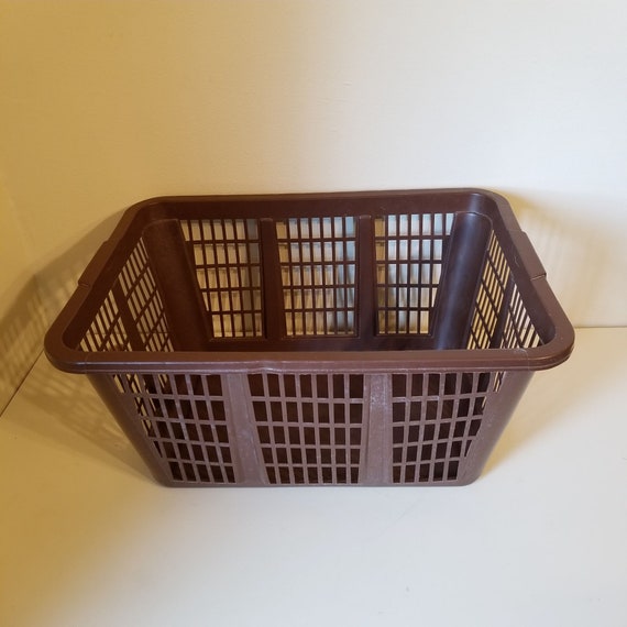 Rubbermaid Brown Plastic Laundry Basket Rectangle Clothes Hamper