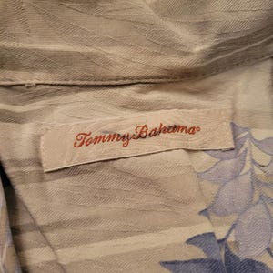 Tommy Bahama L Silk Button Gray Blue Stripe Floral Leaf Camp Shirt Summer Beach image 3