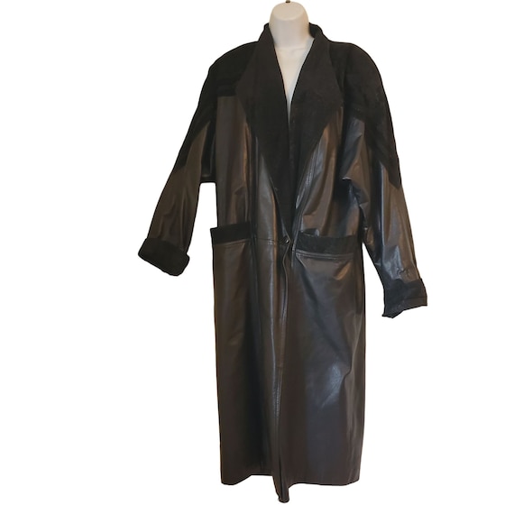 ジャケット・アウター vintage black power shoulder long coat Unisex Oversized Black Trench Coat - 80s Vintage Style