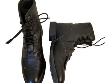 Ariat 8C High Top Boots Leather Kiltie Lace Up Granny 33501 Heritage Lacer