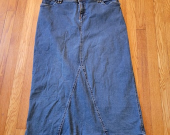 Maxi jupe en jean bleu Cato 18 avec passants de ceinture et poches