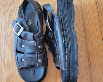Skechers Chunky Black Fisherman Sandals 11 Open Toe 90s Y2K Platform