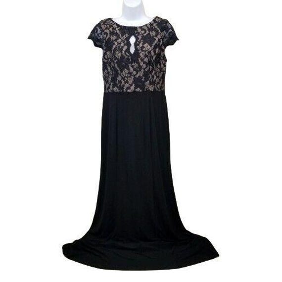 white dress black lace trim Lace Applique Midi Dress – bebe main image 0