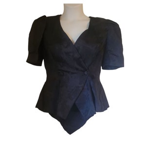 Black Floral Formal Medium Blouse Top Fitted Wrap Short Sleeves Asymmetrical
