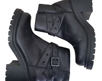 Lower East Side 8M Black Chunky Boots Platform 90s Y2K Grunge Cosplay