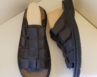 Faded glory black sandals sale