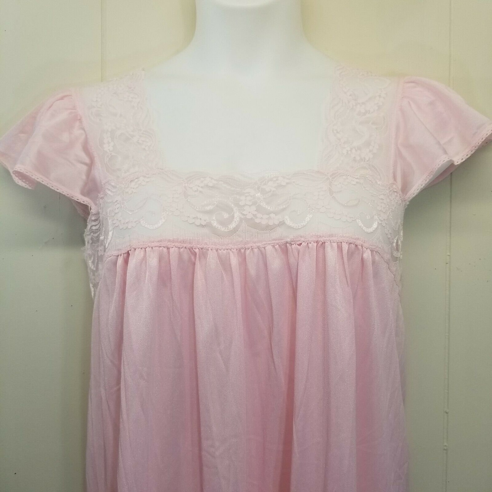 Vasserette Medium Lingerie Nightgown Pink USA Lacy Vintage - Etsy