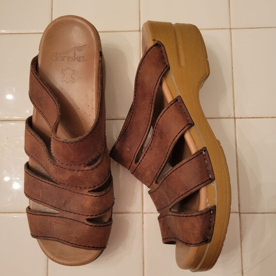 Dansko strappy sandals best sale