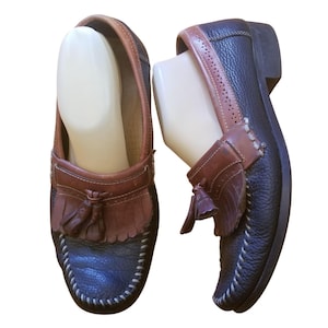 Bass Weejuns 9.5D Two Tone Black Brown Leather Shoes Loafers Tassels MICHAEL