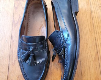 Bass Weejuns 9D Black Leather Dress Shoes Loafers Preppy Tassel Kiltie